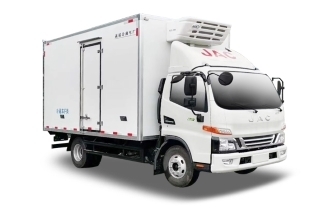 4米2冷藏車與高空作業(yè)車的雙重應用 效率與安全的現(xiàn)代物流與工程解決方案